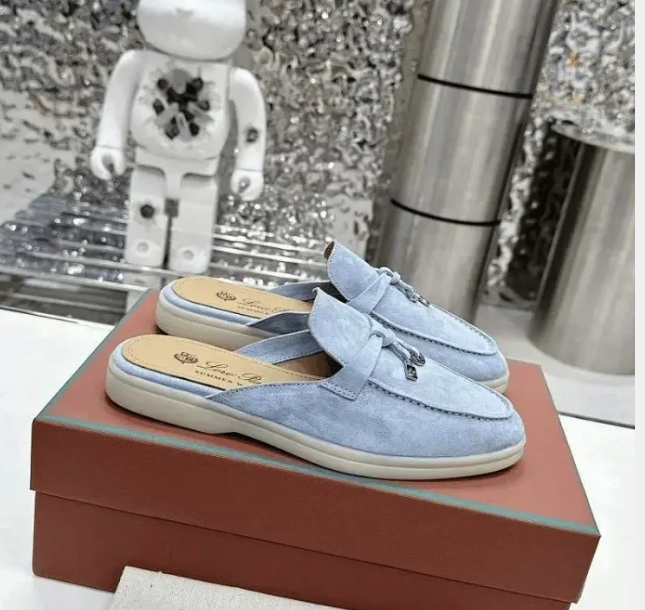 Lo Pian Love Slippers