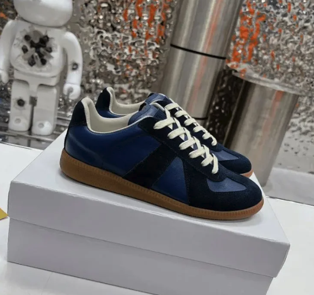 MM6 small white shoes