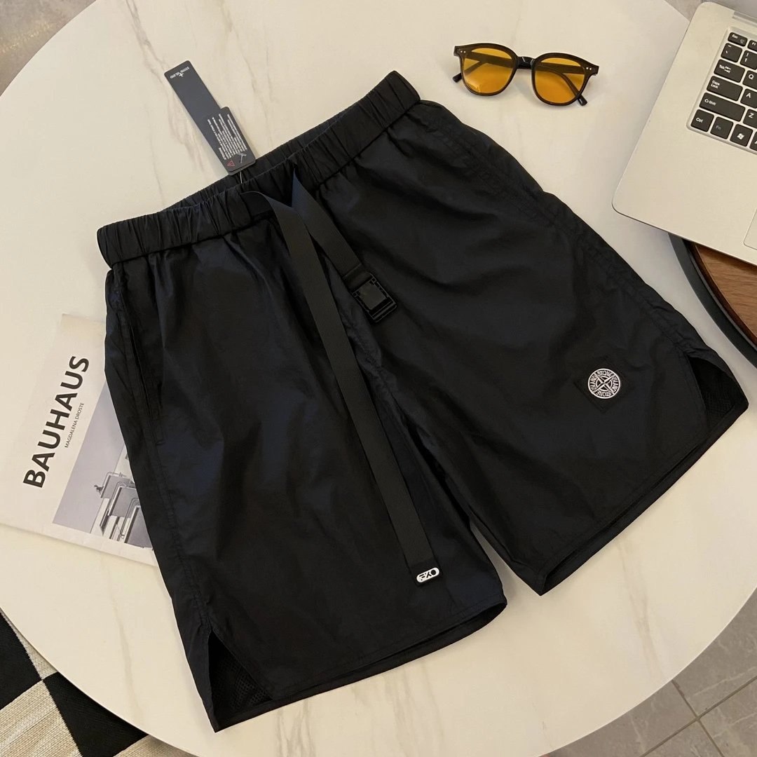 Stone Island Shorts/T-shirt ( 32 + styles)