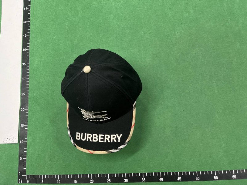Burberry hat