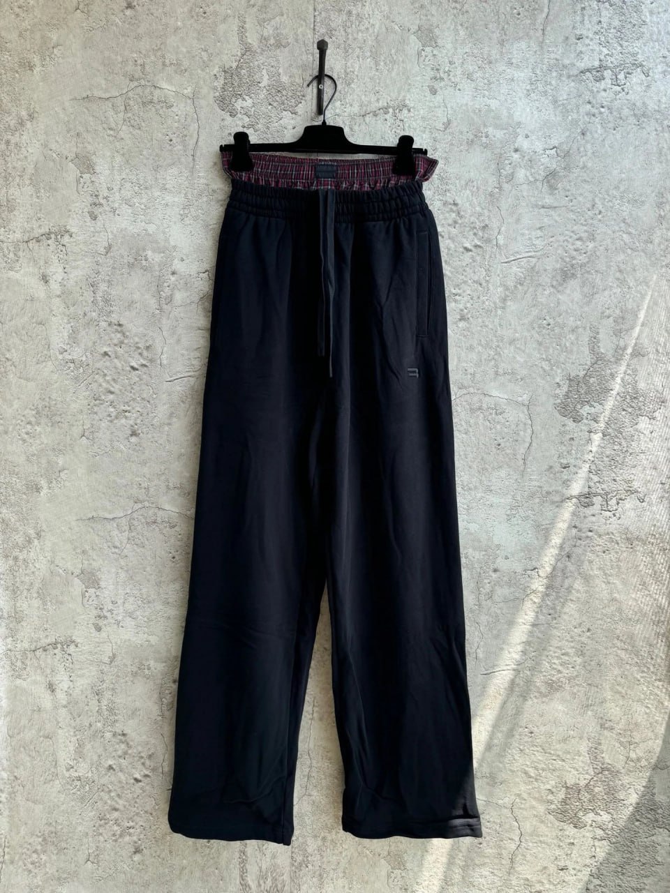 balenciaga sport pants