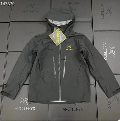 ARC’TERYX SV-7