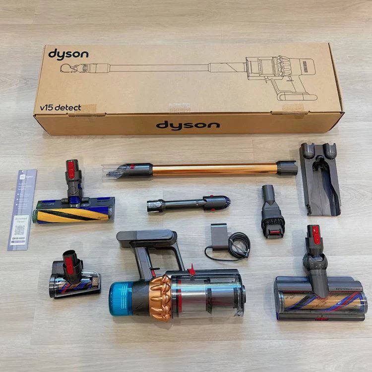 DYSON