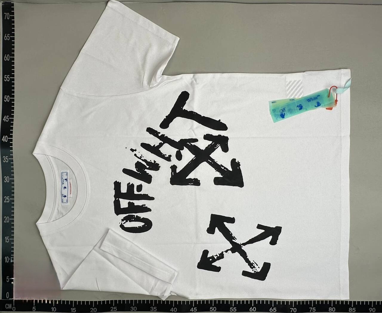 Off-white t-shirt 