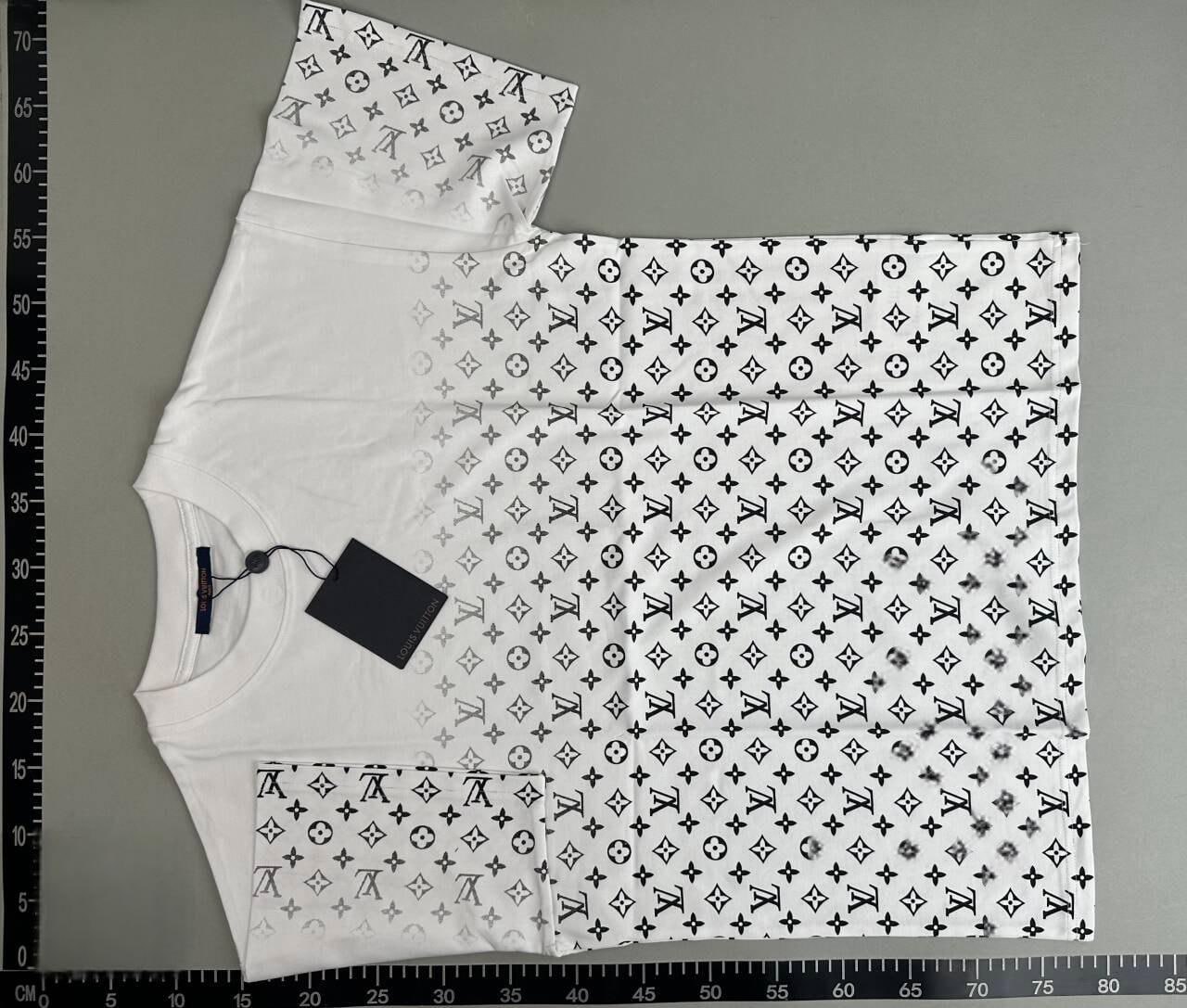 LV T-shirt high quality