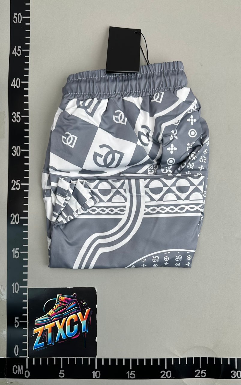 DG shorts