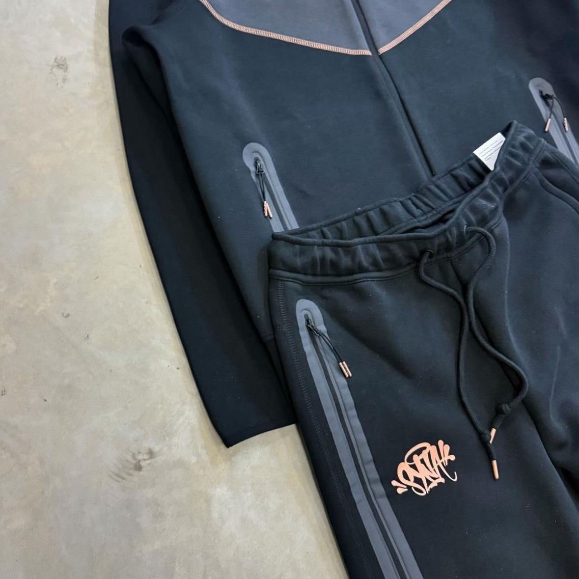 Nike suit