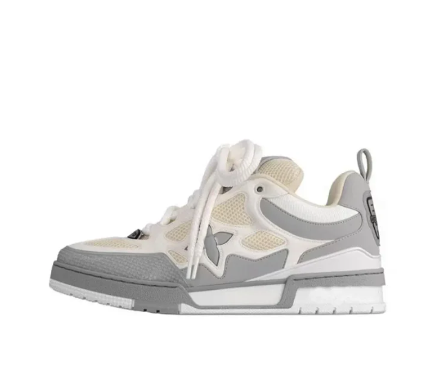 LOUIS VUITTON Skate