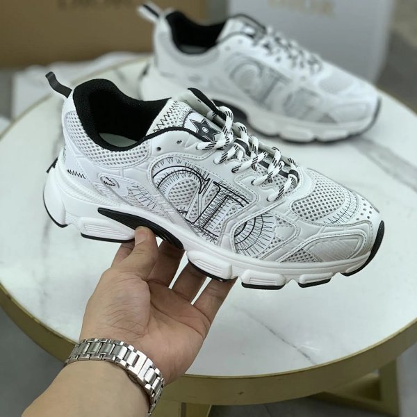 Dior shoes