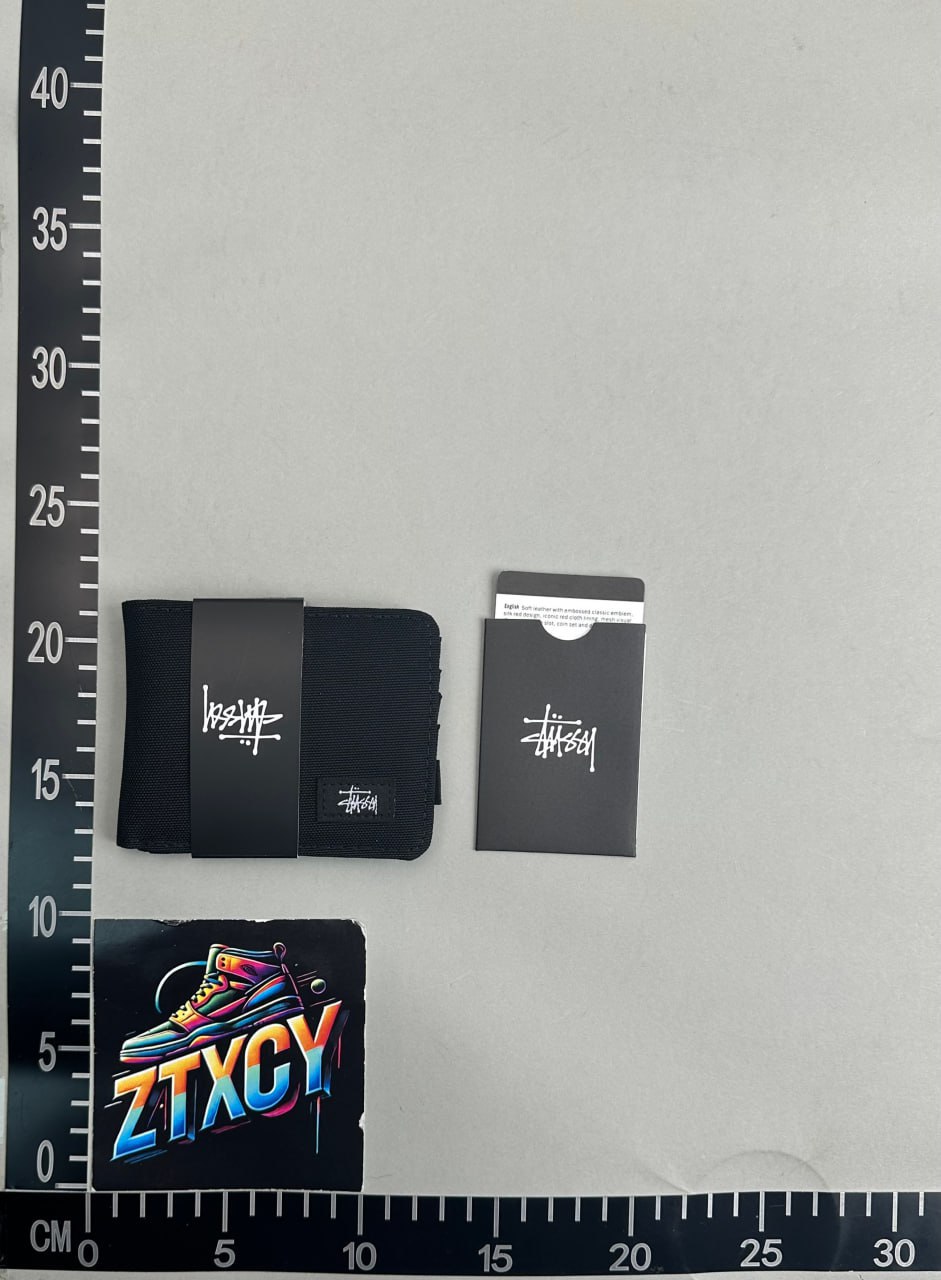 Stussy wallet