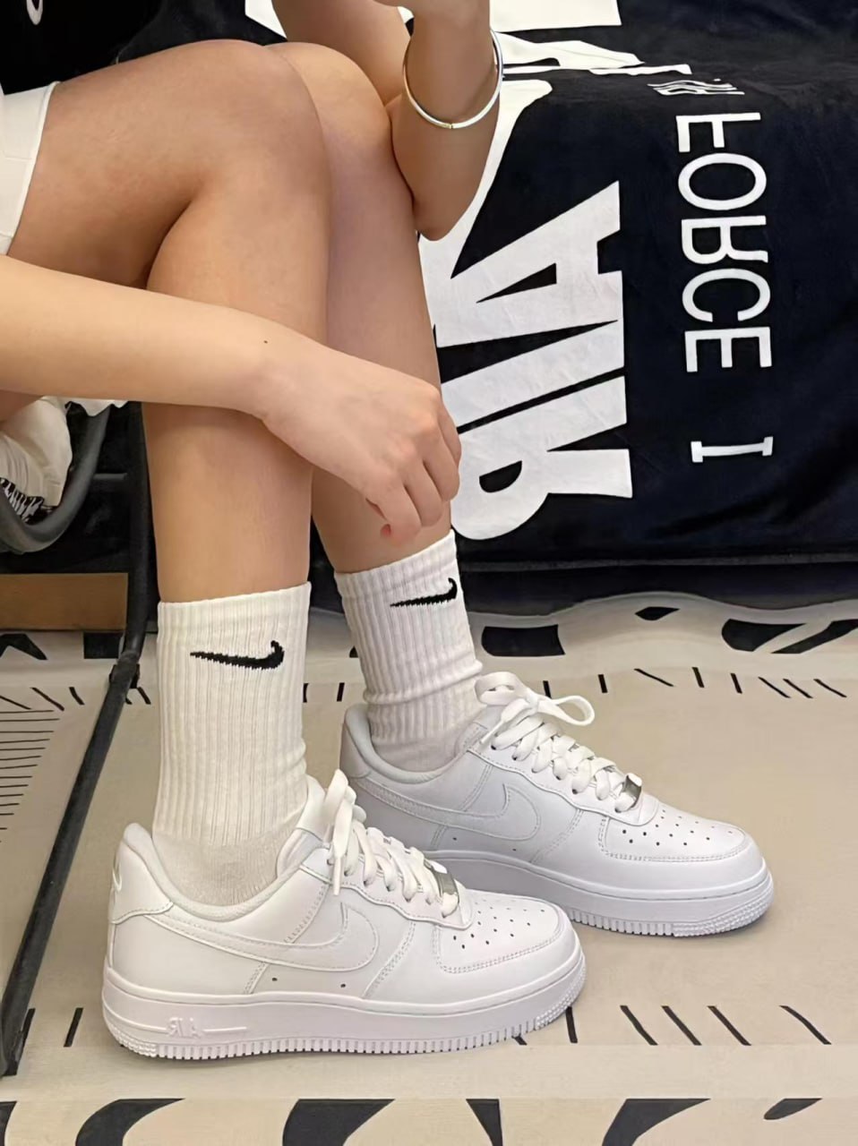 AF1