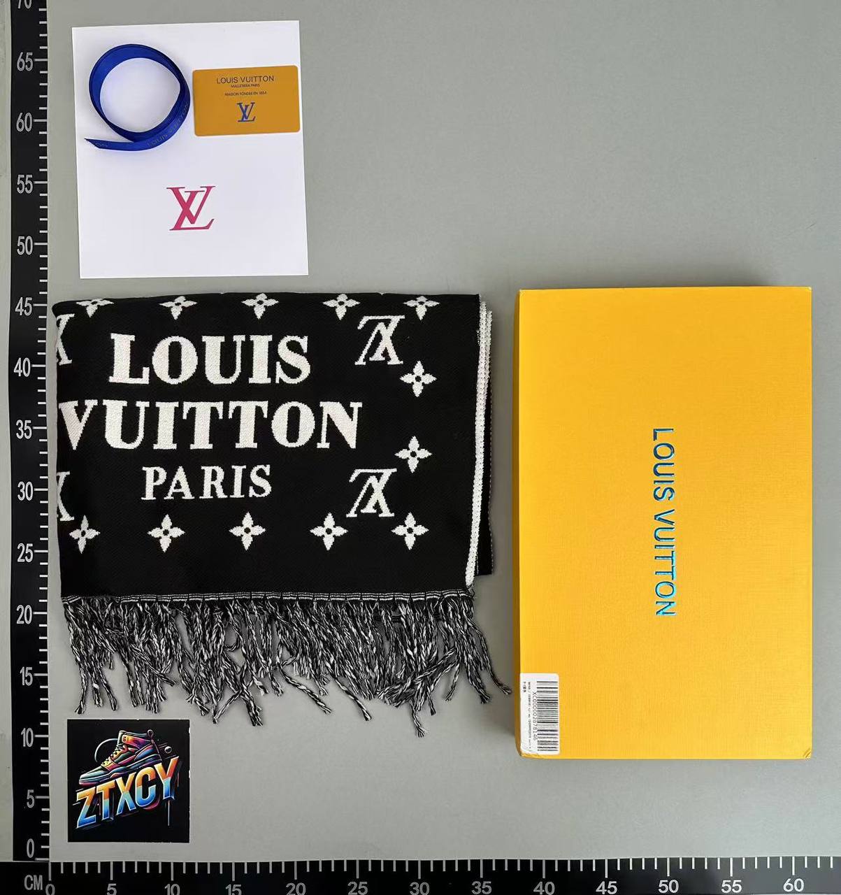  LV Scarf