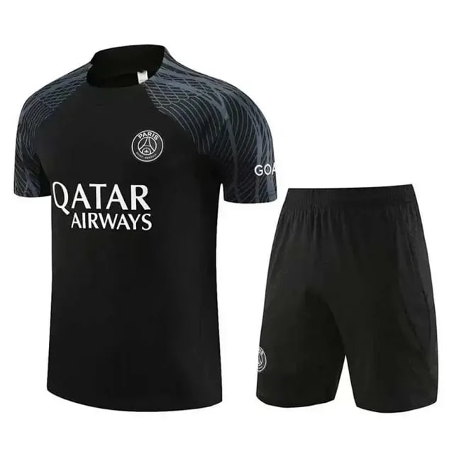 T-shirt shorts suit