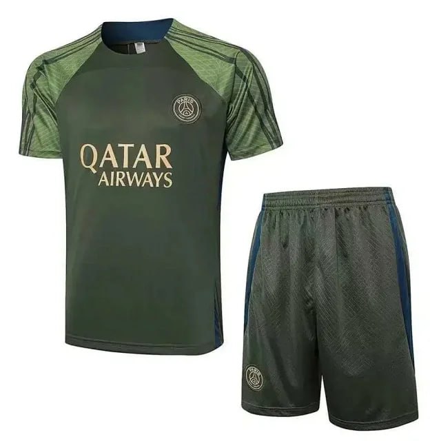T-shirt shorts suit