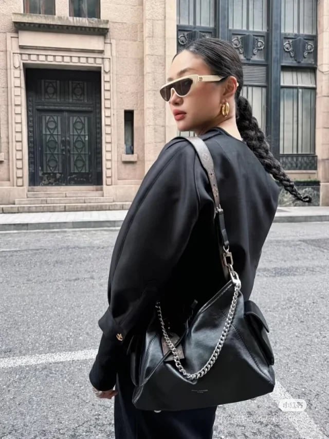 LV BAG