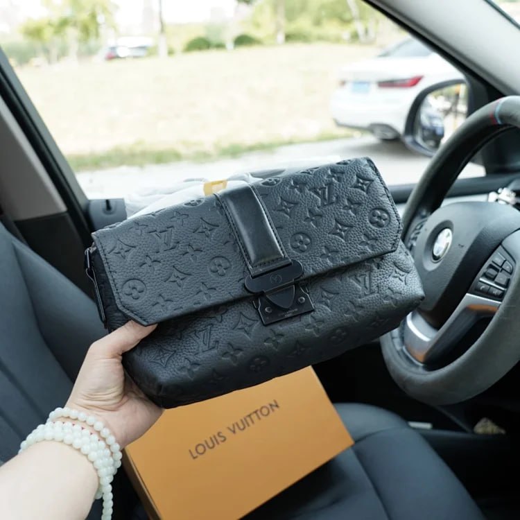 LV BAG