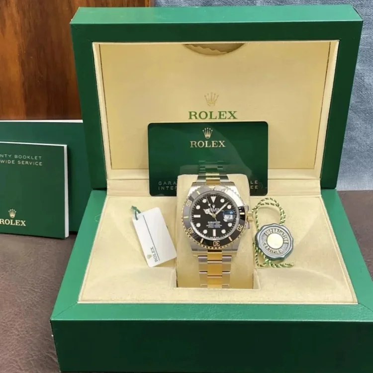 Rolex Green Submariner（11 styles)